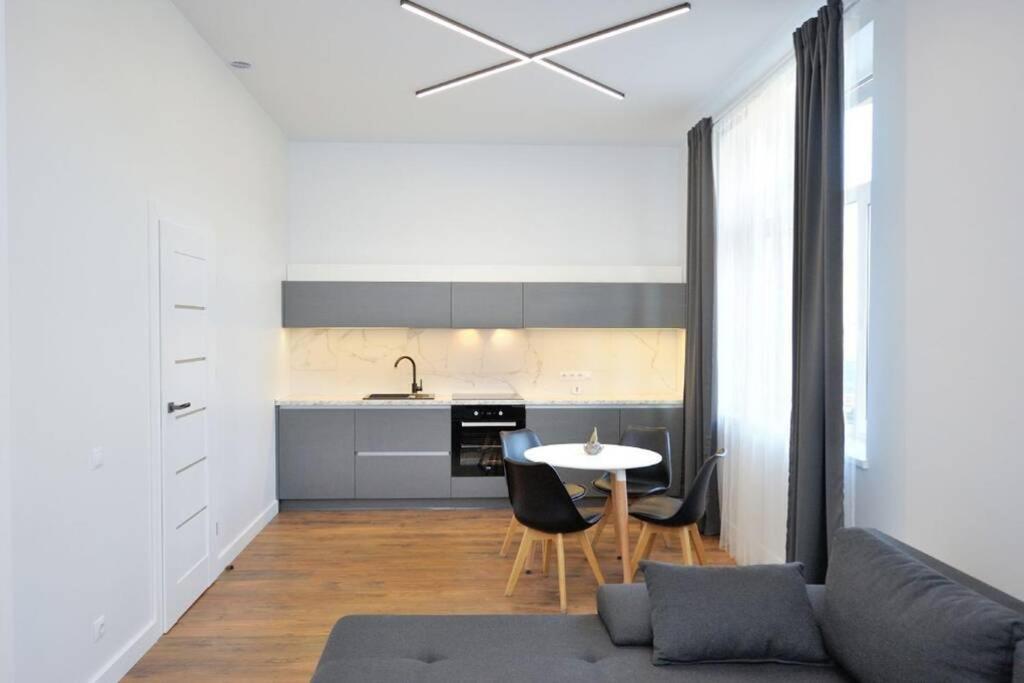 Salia Kauno Centro Apartment Kaunas Bagian luar foto